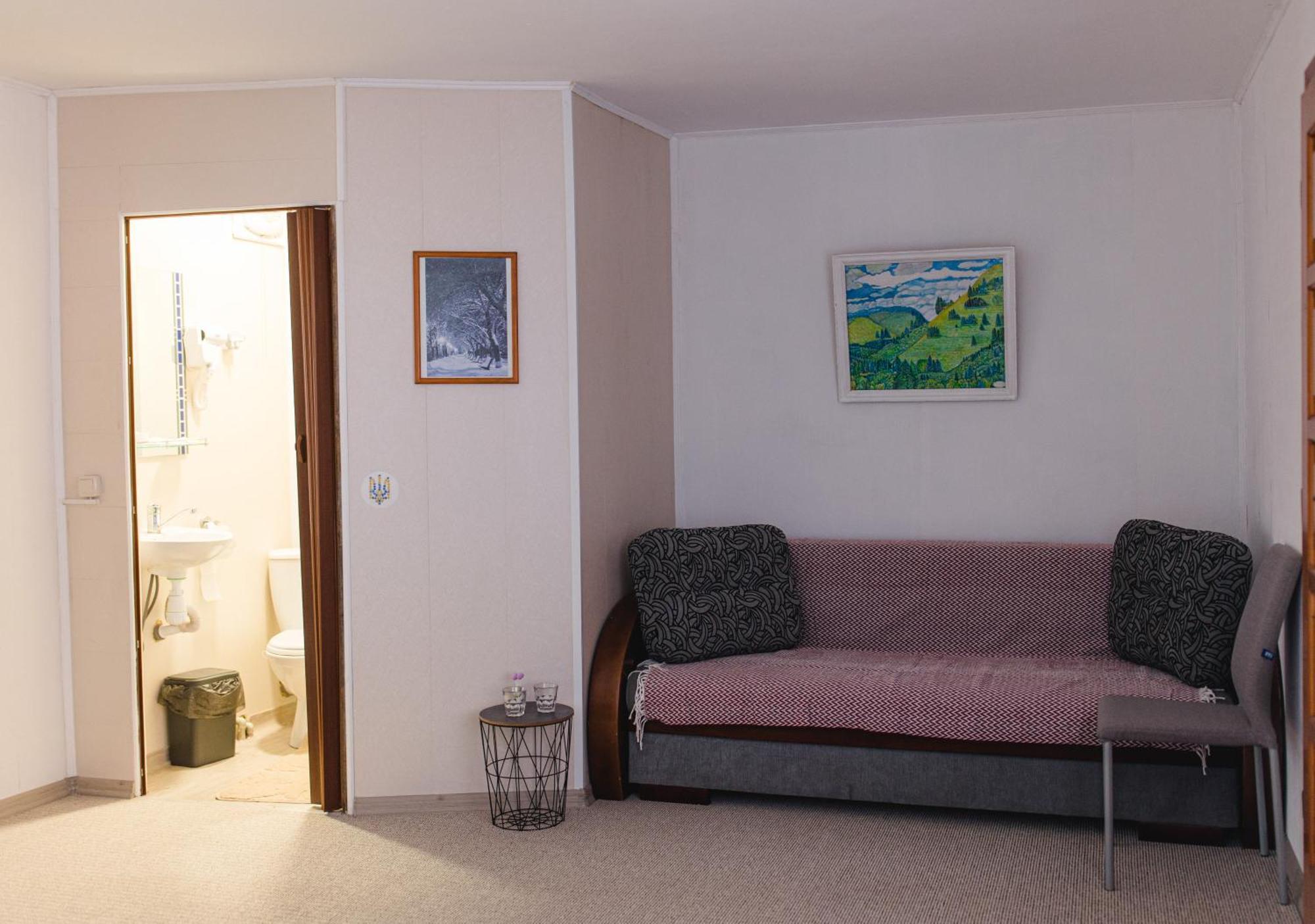 Hotel Kolyba Opryshkiv Nizhneye Selishche Habitación foto
