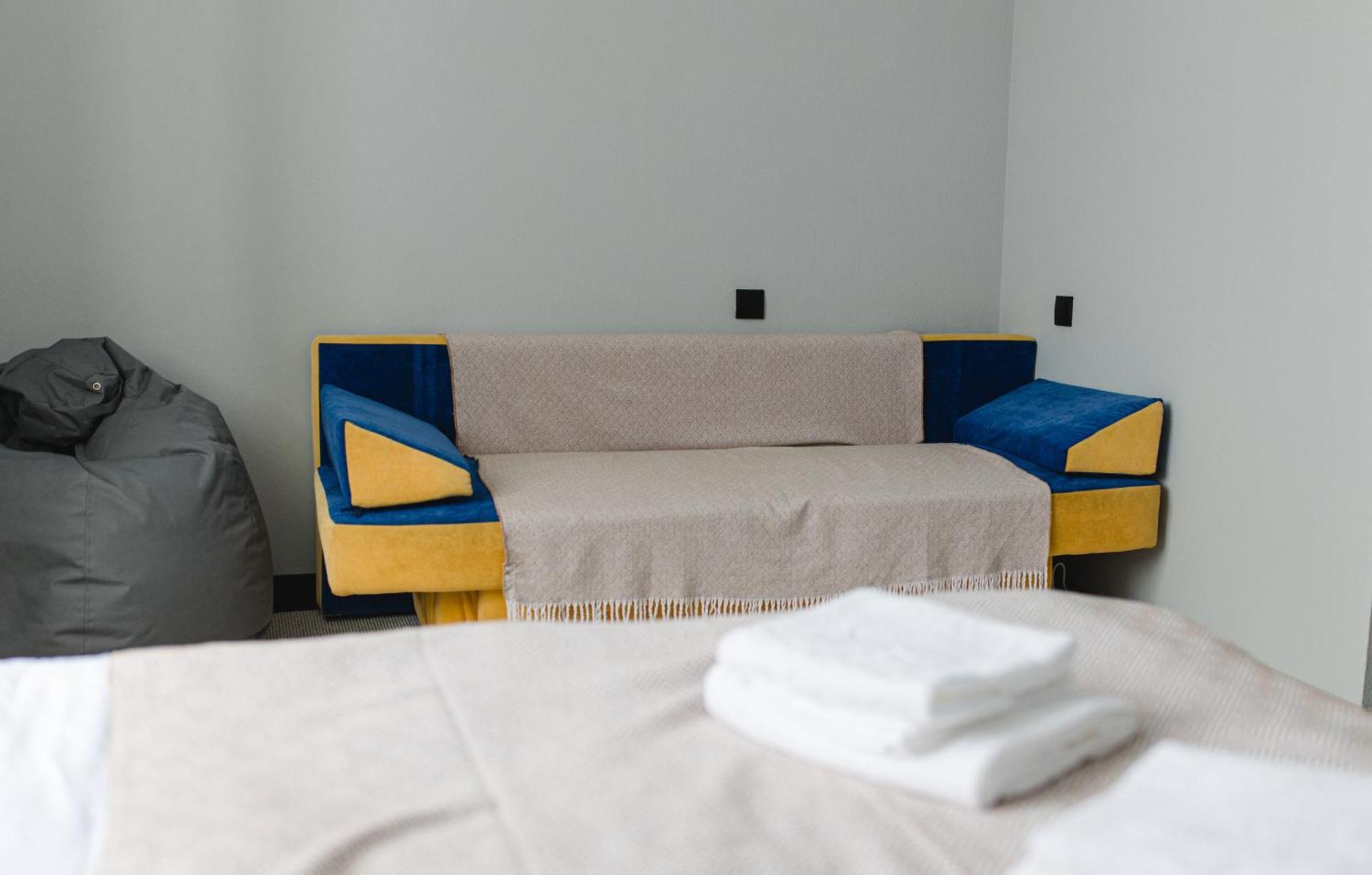 Hotel Kolyba Opryshkiv Nizhneye Selishche Habitación foto